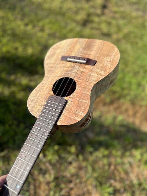curly Mango Tenor Ukulele