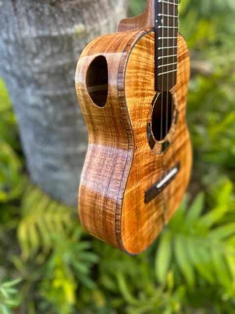 Custom Maui Tenor Ukulele by Jesse Mendes – 5A Curly Koa + Ocean Blue Detail